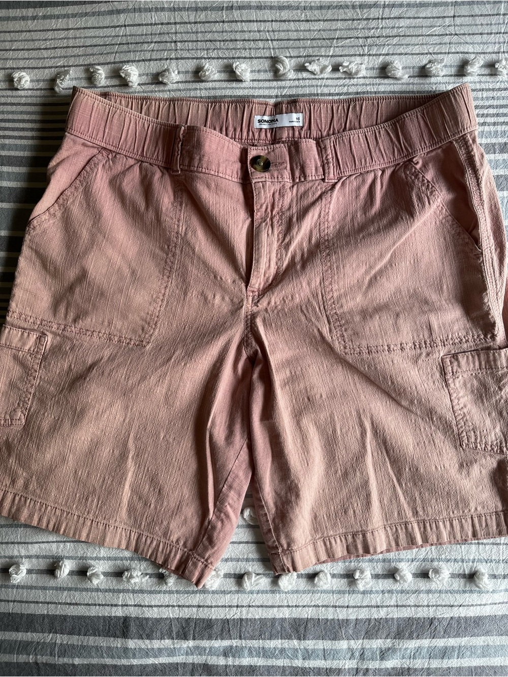 Sonoma Women’s Pink Cotton Cargo Shorts Size 16